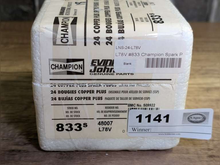 16 EVINRUDE / JOHNSON CHAMPION L78V SPARK PLUGS image
