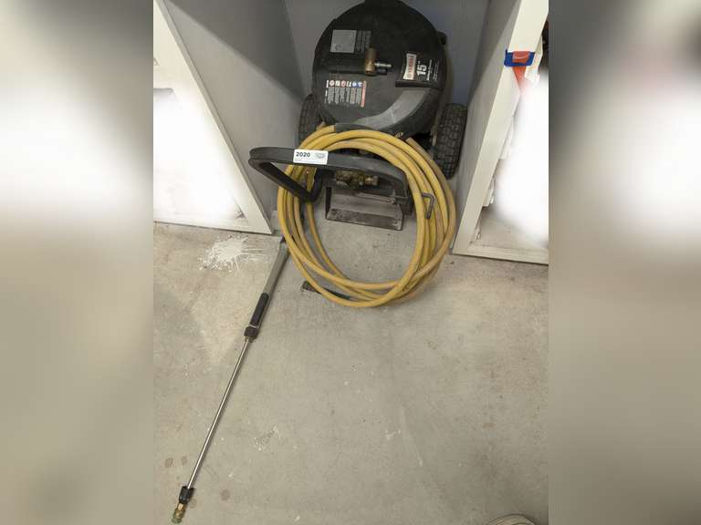 HONDA PRESSURE WASHER AND YAMAHA PRESSURE WASHER DECK / DRIVEWAY CLEANER ATTACHMENT image
