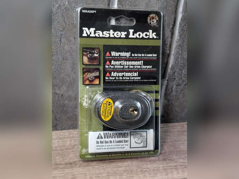 MASTER LOCK GUN TRIGGER LOCK IN ORIGINAL PACKAGE image