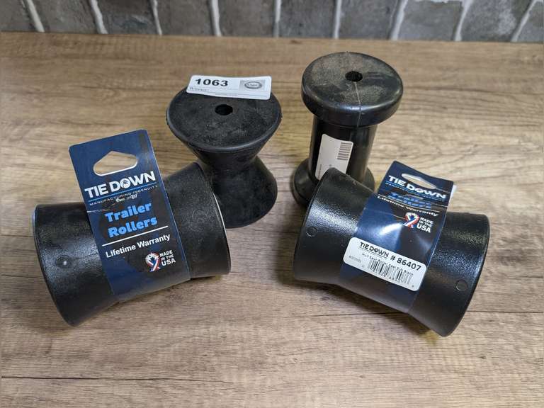 TRAILER ROLLERS image