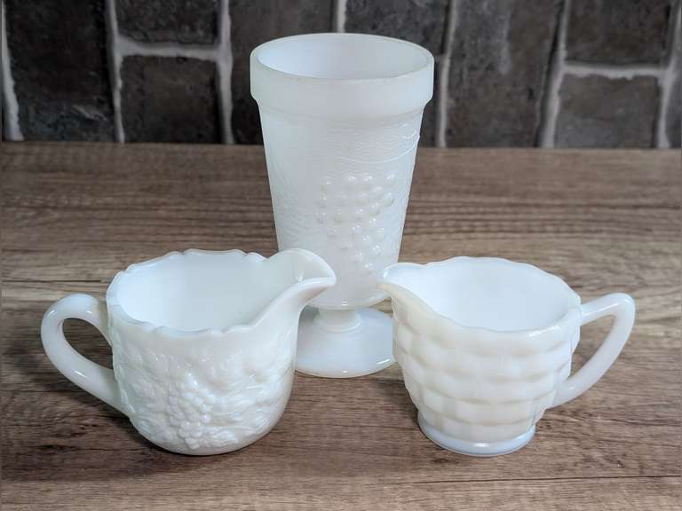 VINTAGE MILK GLASS CREAMERS AND FOOTED TUMBLER INCLUDING WESTMORELAND AND ANCHOR HOCKING image