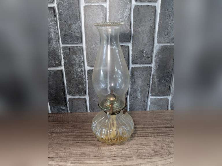 VINTAGE OIL LAMP image