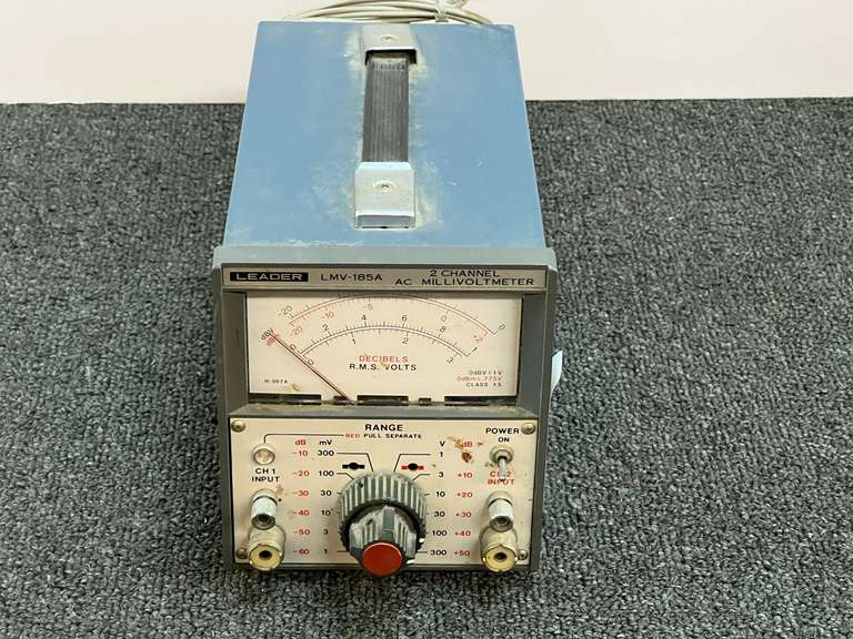 Leader LMV –185A 2 channel AC millivoltmeter, working condition unknown, see pictures for details. image