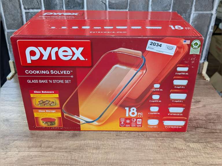PYREX 18-PIECE GLASS BAKE 'N STORE SET IN FACTORY SEALED BOX image