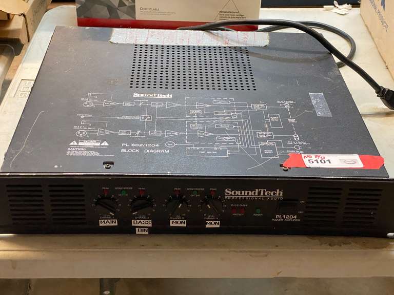 SoundTech PL1204 power amplifier, did not power up, see pictures for details. image