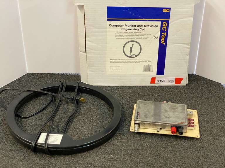 Computer monitor and television degaussing coil, model 9317, also includes a small electronic control unit, working condition unknown, see pictures for details. image