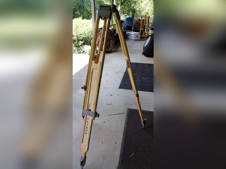 Sokkia Lietz Surveying Tripod image