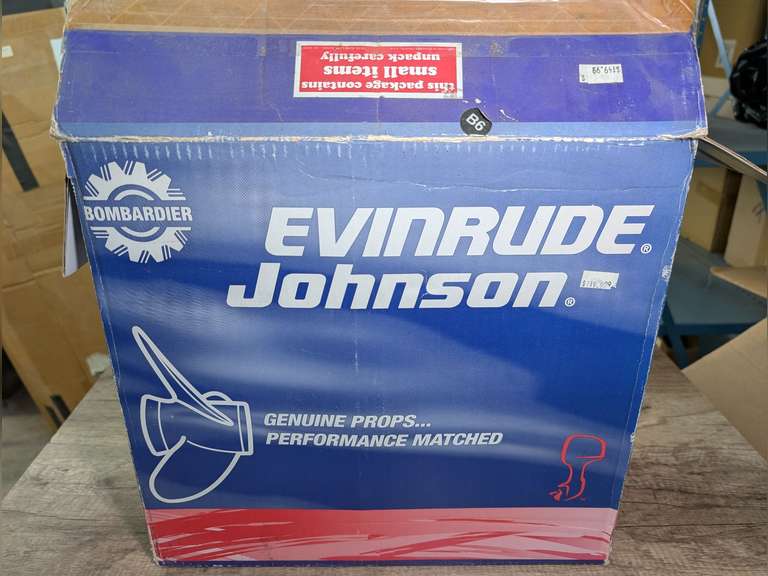 EVINRUDE/ JOHNSON ALUMINUM PROPELLER, 13.2" X 19", FITS 70 HP-140 HP WITH 13 SPLINE PROP SHAFT image