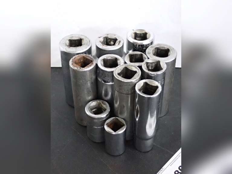 Mixed Sockets including Wright, 1/2" Drives - Socket sizes range from 7/16" to 1-1/16" image