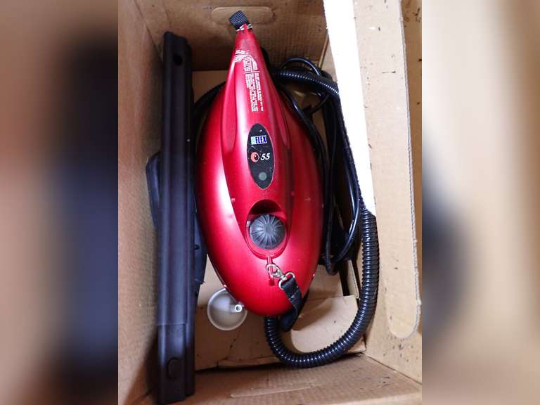 Flex 55 Steam Cleaner with Attachments image