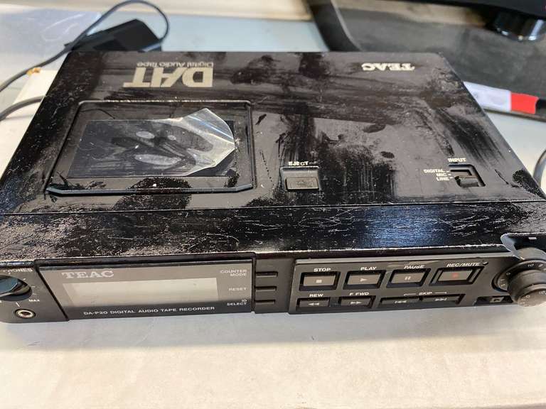 Teac digital audio tape recorder, working condition unknown, see pictures for details. image