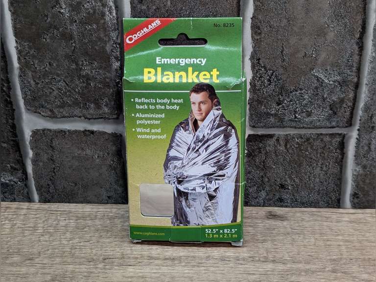 COGHLAN'S EMERGENCY BLANKET IN ORIGINAL BOX image