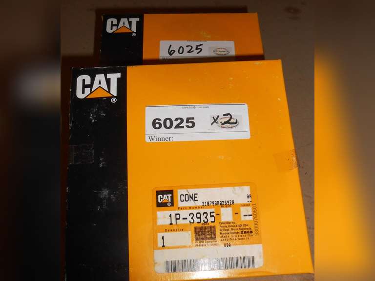 (2) CAT P/N IP-3935 CONE image
