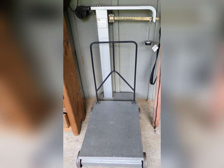 Northern 1000LB Capacity Rolling Platform Scale image