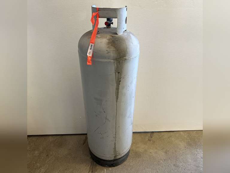 Propane tank, 62.3 lb TW, see pictures for details. image