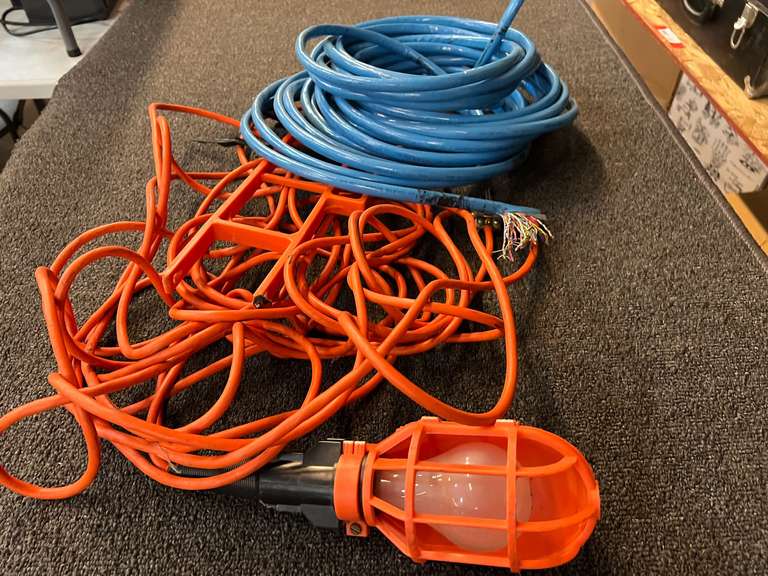 ELT verified, category 3 CSA CMR cable, partial role, also includes a drop light, see pictures for details. image