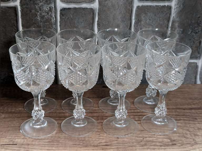 EIGHT VINTAGE CRISTAL D'ARQUES-DURAND CRYSTAL PALAIS WINE WATER GOBLETS image