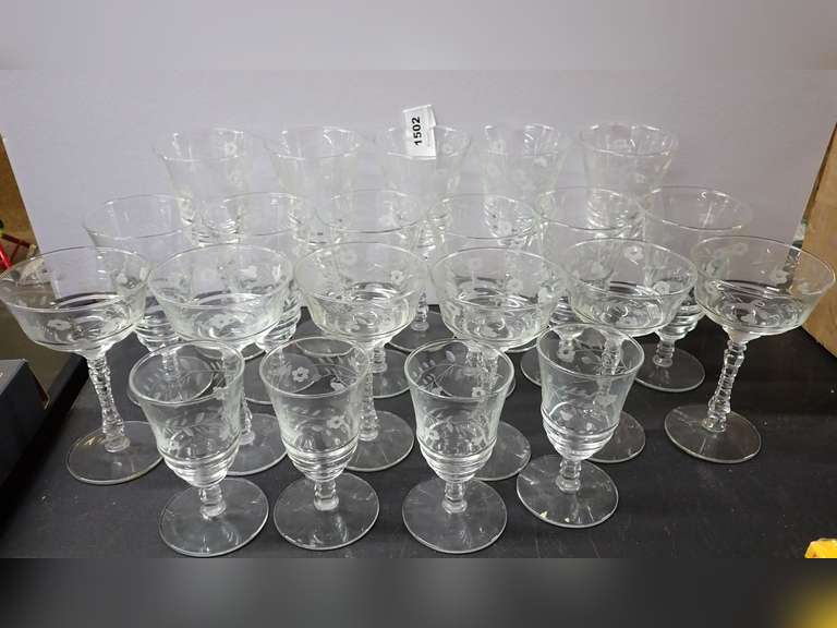 Etched Floral Stemware Glasses image