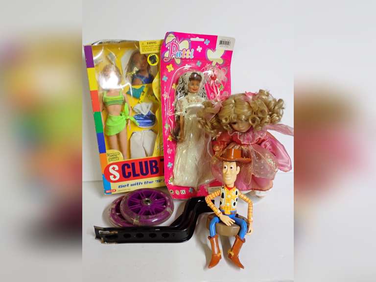 Vintage Dolls & More image