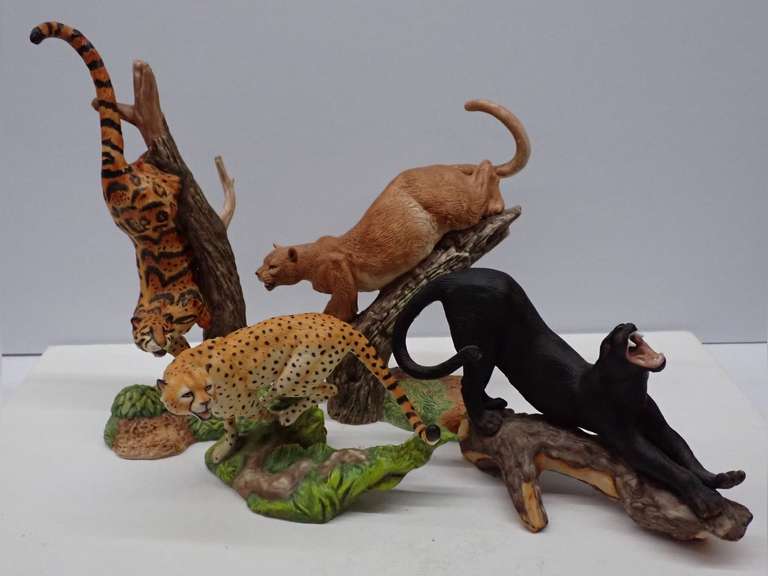 Franklin Mint National Wildlife Federation Great Cats of the World Sculpture Set image