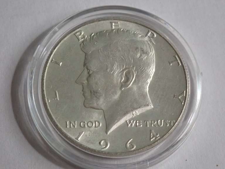 1964 KENNEDY HALF DOLLAR - 90% SILVER image