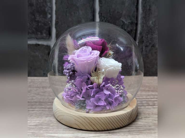 FLORAL DECOR IN GLOBE ON WOOD BASE image