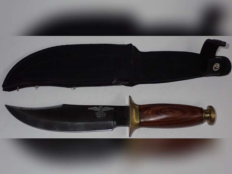Sekizo China Wood Handle Knife with Sheath image