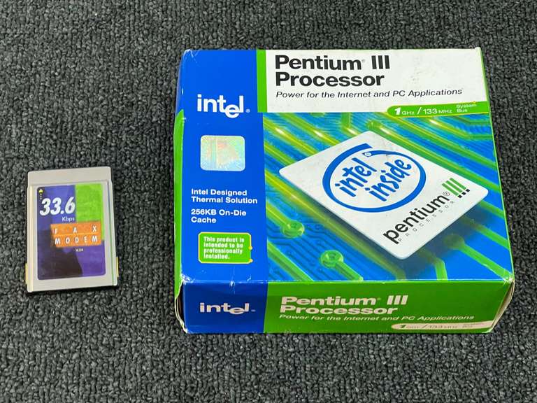 Pentium III processor, comes in original box, see pictures for details. image