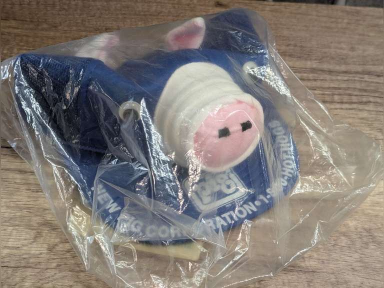 UNWORN NEW PIG CORPORATION HAT IN ORIGINAL PLASTIC image