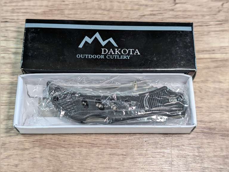 DAKOTA OUTDOOR CUTLERY MODEL NUMBER 1170 LOCKBACK KNIFE IN ORIGINAL BOX image