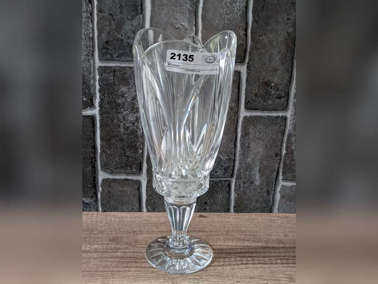 HEAVY CRYSTAL CANDLESTICK WITH LARGE HEAVY CRYSTAL SHADE image