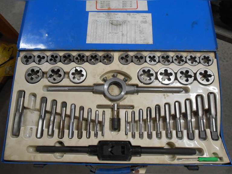 (BLUE BOX) TAP & DIE SET image