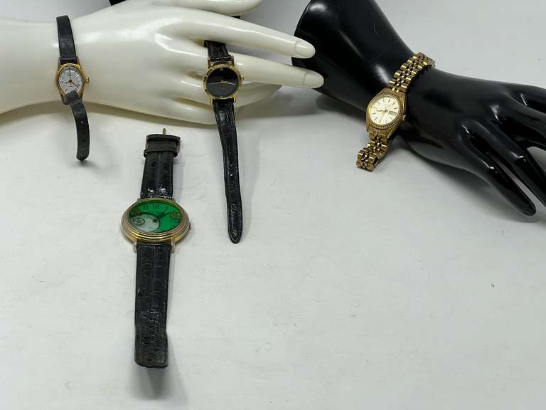 Fashion estate watches to include Pulsar, Timex, and more, four pieces, see pictures for details. image