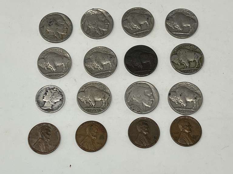 Collectible vintage/antique coins to include ‘42, ‘47, ‘57, and ‘58 wheat pennies, 1923 Mercury Head dime, and 11 Buffalo nickels, date ranges from 1919–1937, see pictures for details. image