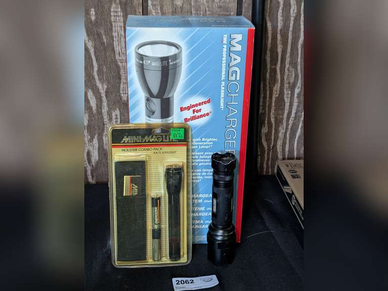 FLASHLIGHT GROUP INCLUDING MINI MAG LITE IN ORIGINAL PACKAGE, MAG CHARGER IN ORIGINAL BOX, AND WEL-BILT image