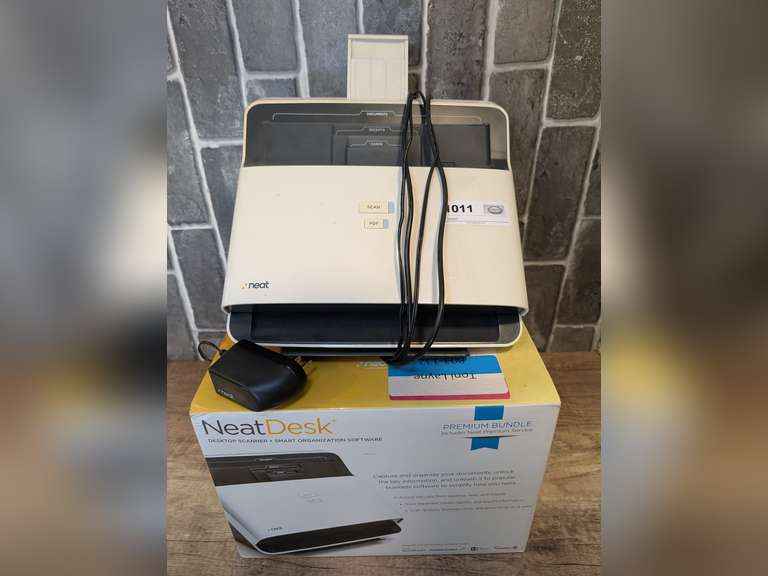 NEATDESK PORTABLE SCANNER WITH ORIGINAL BOX image