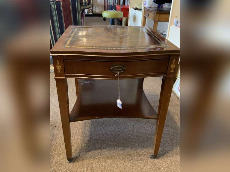 1950'S HOLLYWOOD REGENCY MAHOGANY TOOLED LEATHER TOP & GUILT STENCILED END TABLE ON WHEELS 21" WIDE X 23 3/4" DEEP X 26 1/2" TALL image