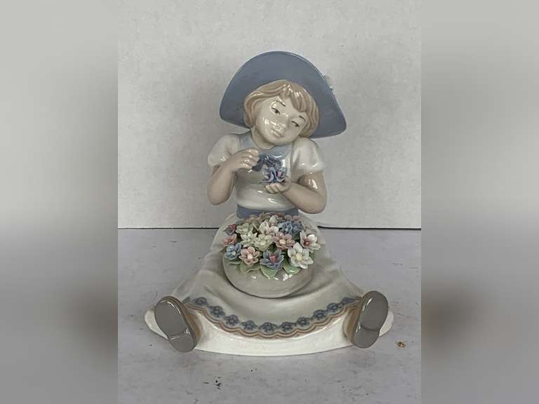 RETIRED NADAL PORCELAIN FIGURINE "LITTLE GIRL SITTING WITH FLOWER BASKET" #2535 MADE IN SPAIN 5 1/2" TALL X 5 1/2" WIDE X 5 1/2" DEEP image