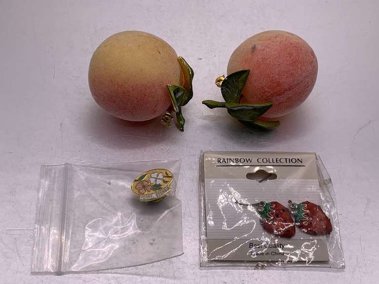 PERRY, GA DOGWOOD FESTIVAL LAPEL PIN, NEW STRAWBERRY PIERCED EARRINGS & 2 BIG PEACH BROOCHES image