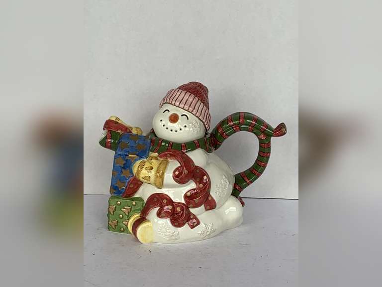 RETIRED FITZ & FLOYD "FROSTY FOLKS" TEAPOT 8" TALL image