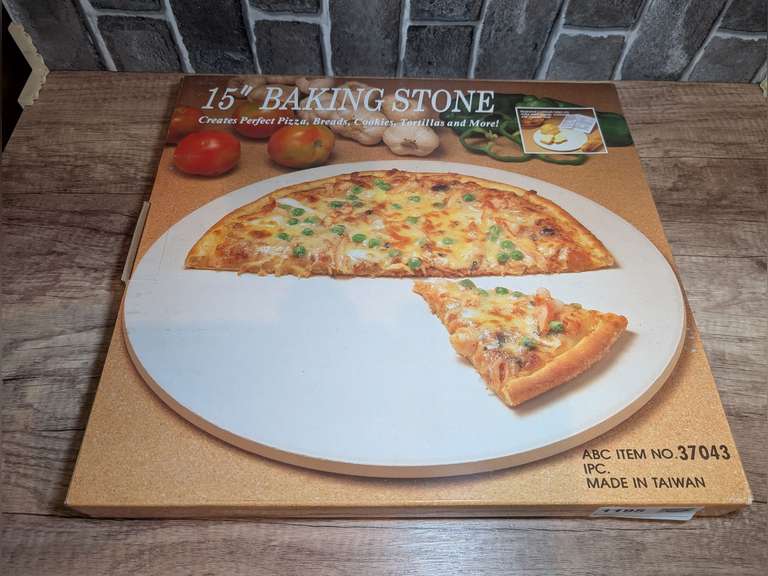15-IN BAKING STONE IN ORIGINAL BOX image