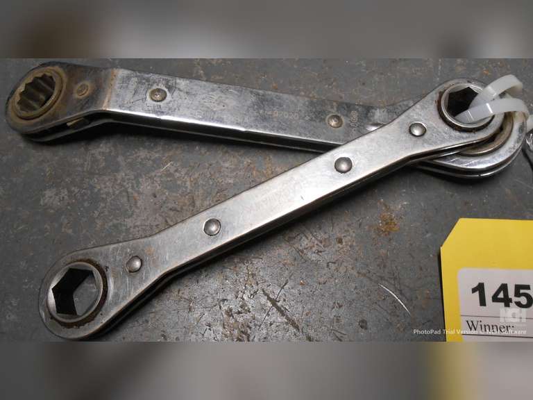 (1) 1/2"/9/16" & (1) 5/8"/3/4" RATCHETING WRENCHES image