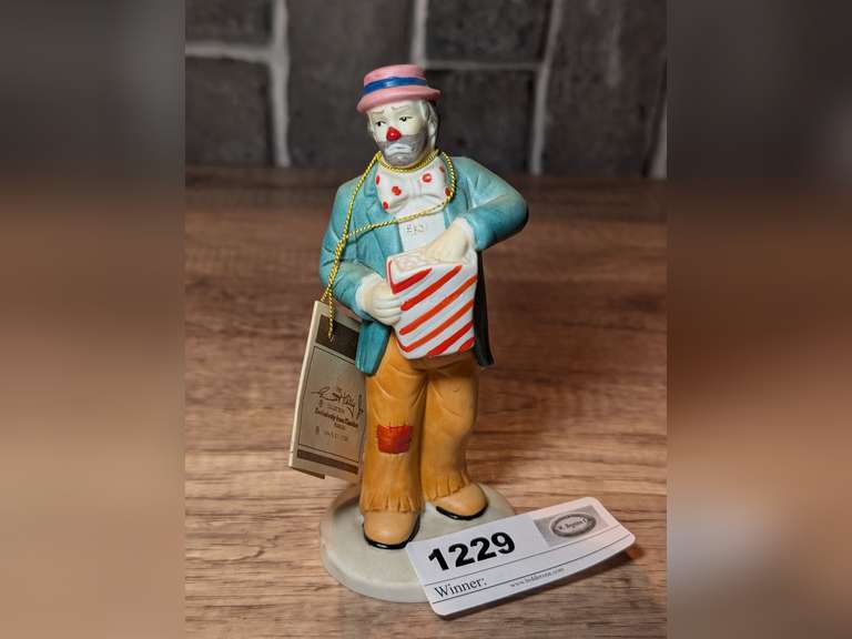 EMMETT KELLY, JR. BISQUE PORCELAIN FIGURINE image