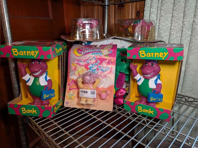 BARNEY TOYS AND MORE IN ORIGINAL PACKAGES INCLUDING THREE BARNEY BANKS image