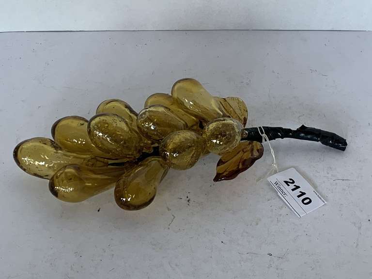 VINTAGE AMBER HAND BLOWN GRAPE CLUSTER 10" LONG image