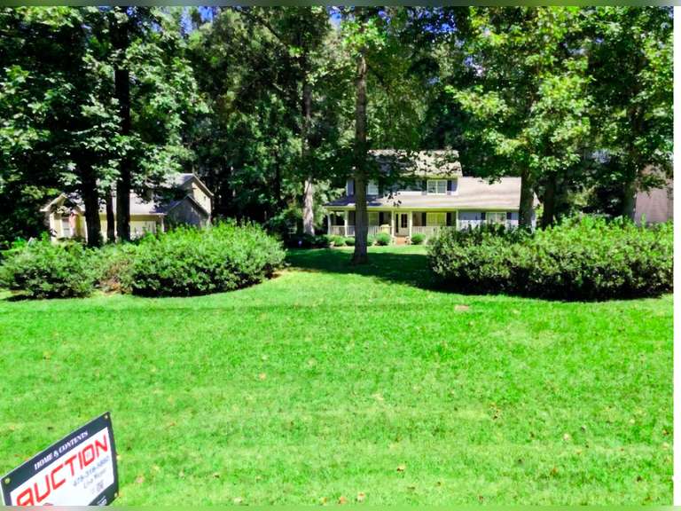 REAL ESTATE AUCTION PEAKE RD MACON, GA. ACROSS FROM STRATFORD ACADEMY image