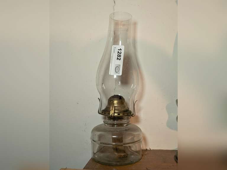 VINTAGE GLASS BODY OIL LAMP image