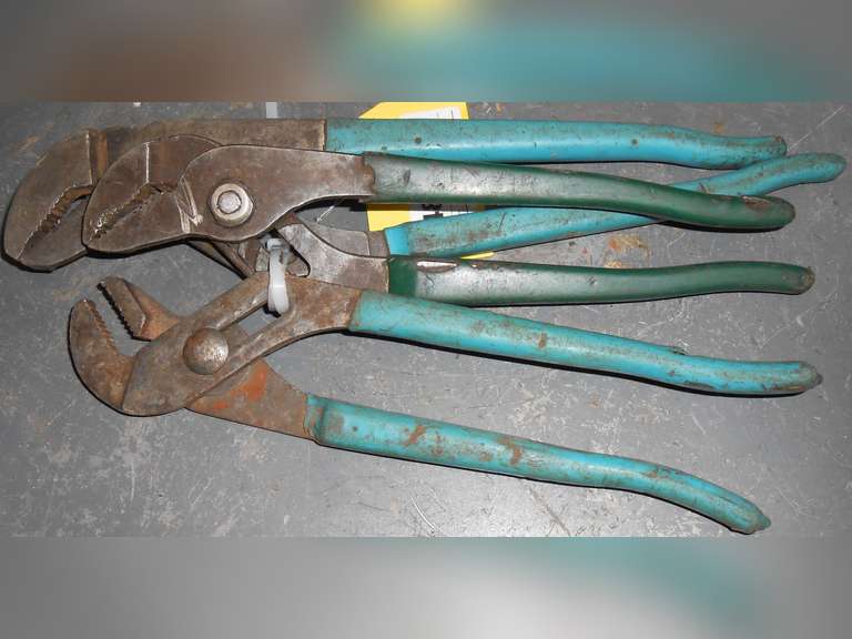 (3) ASSORTED CHANNEL LOCK PLIERS image