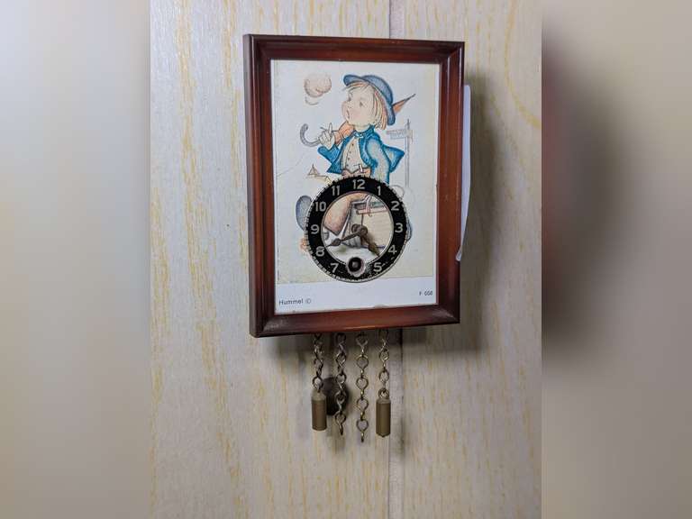 MID-CENTURY GERMAN MADE WIND UP HUMMEL PENDULUM CLOCK WITH KEY image