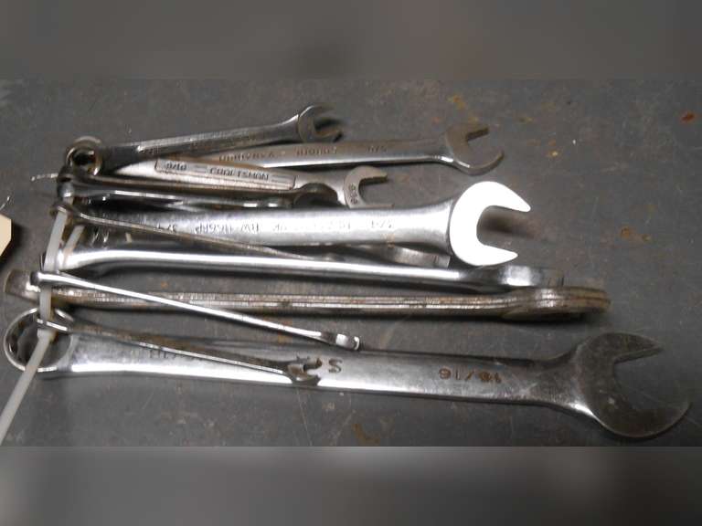 (13) COMBO WRENCHES 1/4" - 15/16" image